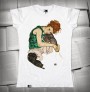 Egon Schiele „Sitzende Frau mit hochgezogenem Knie” | Koszulka damska